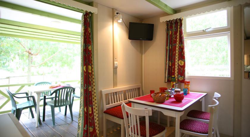 Camping Bella Vista Calvi  Rum bild